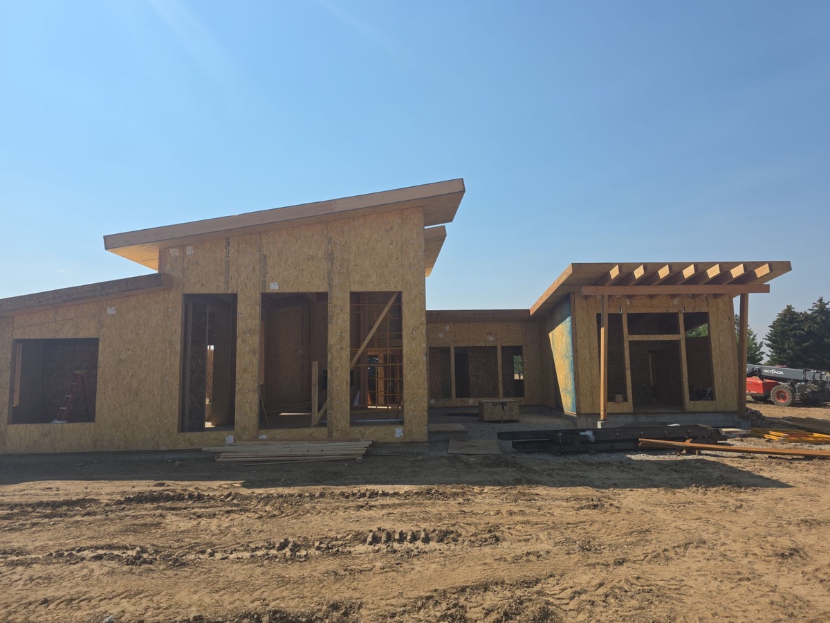 1668 East 2500 North , Driggs, ID, US