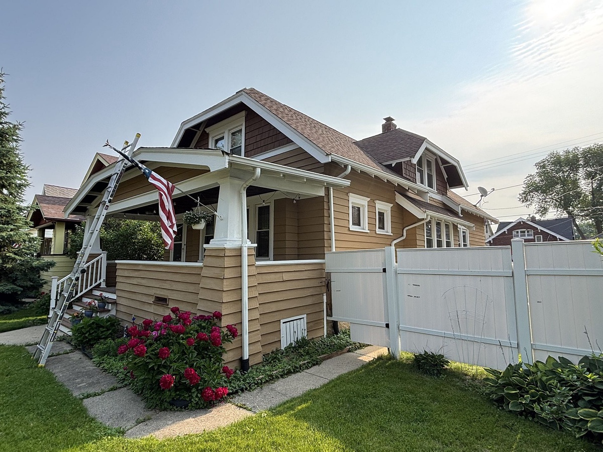 1548 South 77th Street , West Allis, WI, US