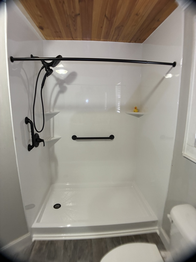 1184 Warrenton Road , Guntersville, AL, US