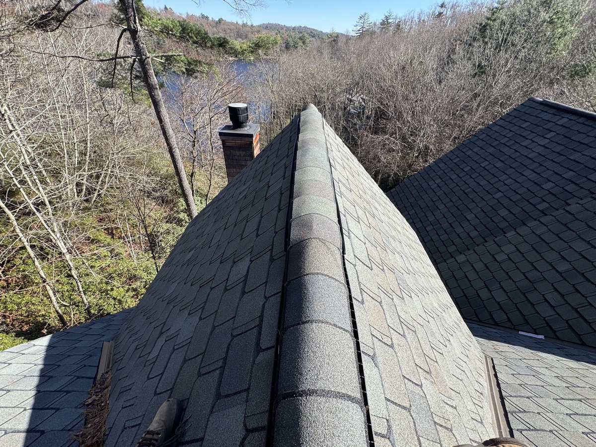 338 Cardinal Drive , Lake Toxaway, NC, US