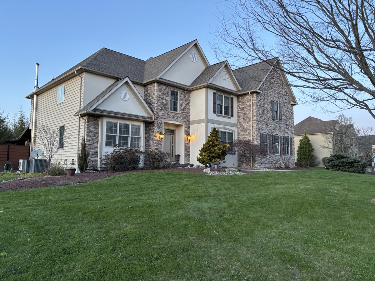 4363 Eisenhower Drive , Bethlehem, PA, US