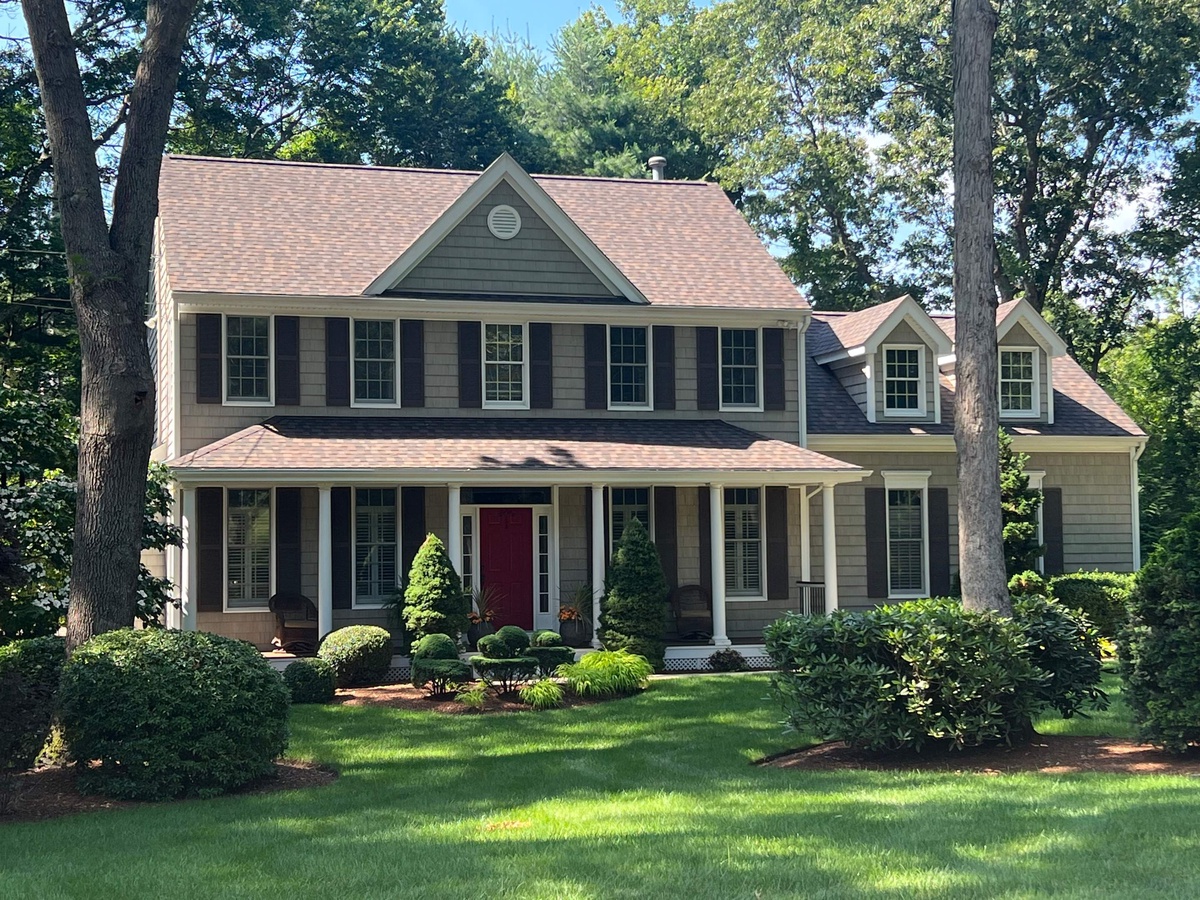 44 Douglas Drive , North Kingstown, RI, US