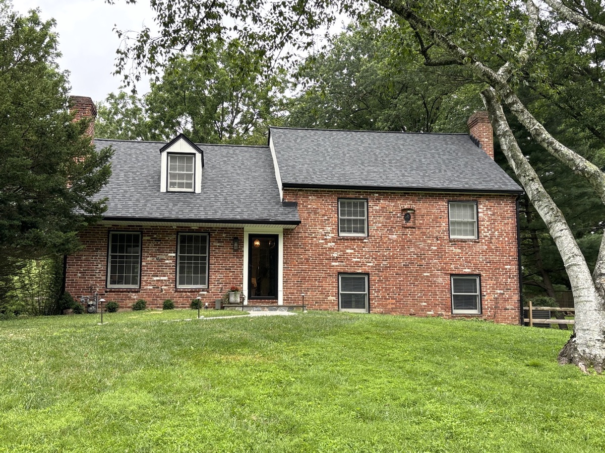 554 Sugartown Road , Malvern, PA, US