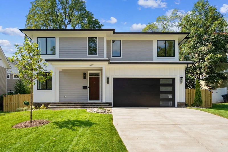 DCF Contracting — Siding Repairs