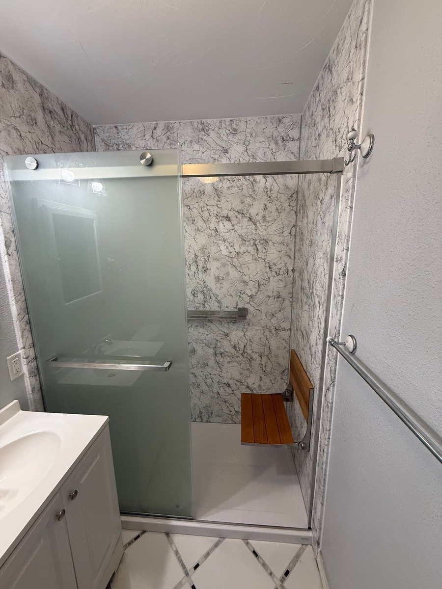 1406 Avenue C , Dodge City, KS, US