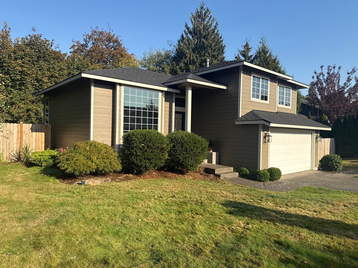 1703 Amber Boulevard , Puyallup, WA, US