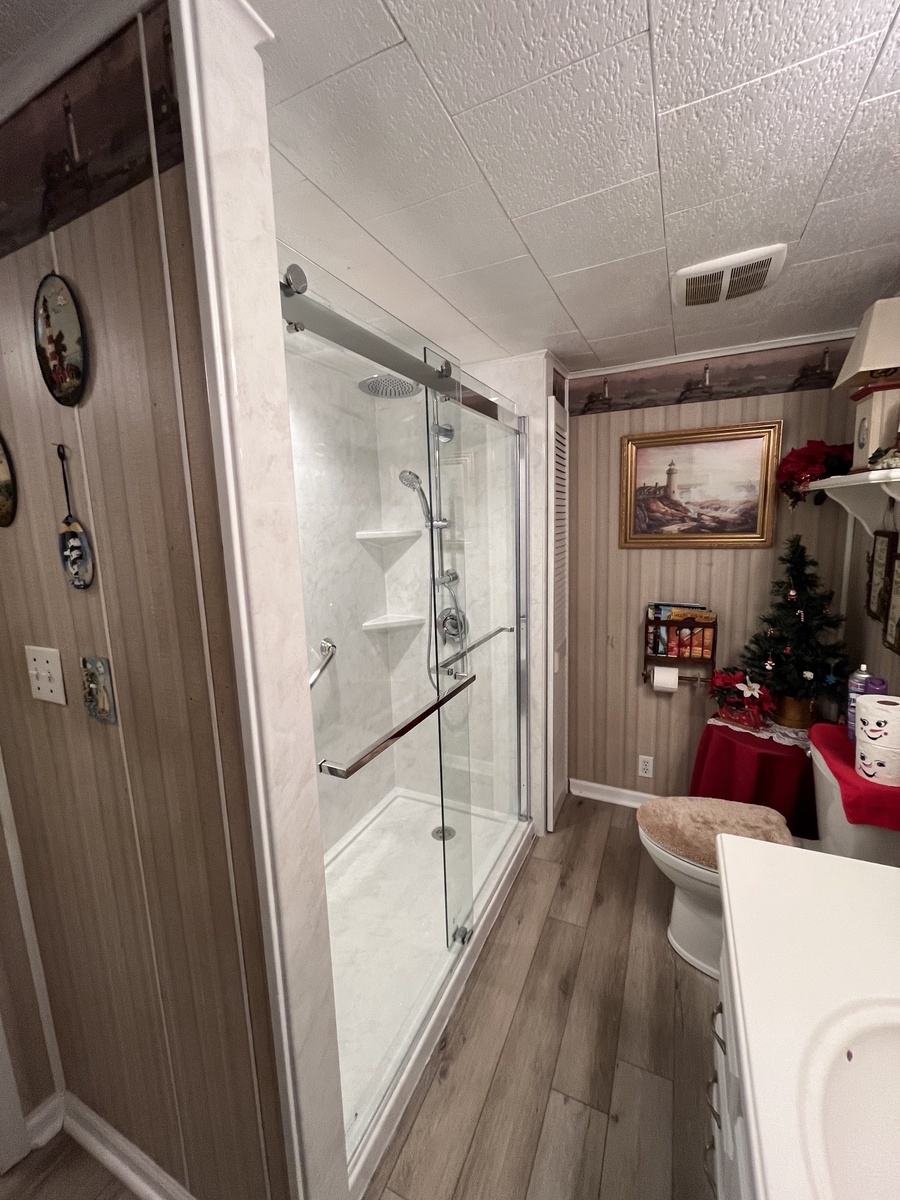 Mount Hope, WV, 25880, US