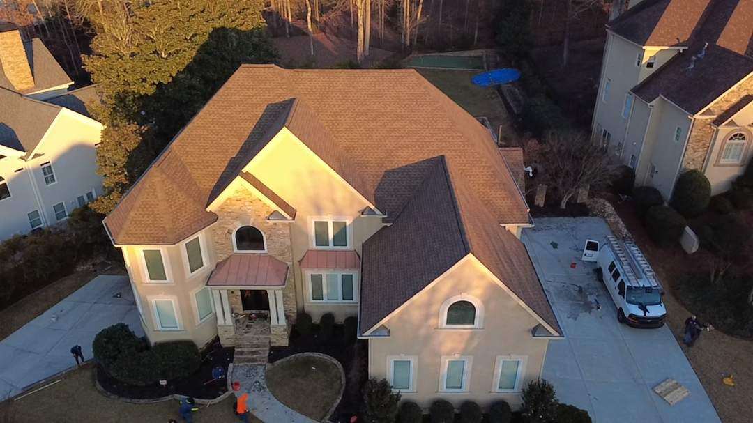 620 Falls Lake Dr , Alpharetta, Georgia, US