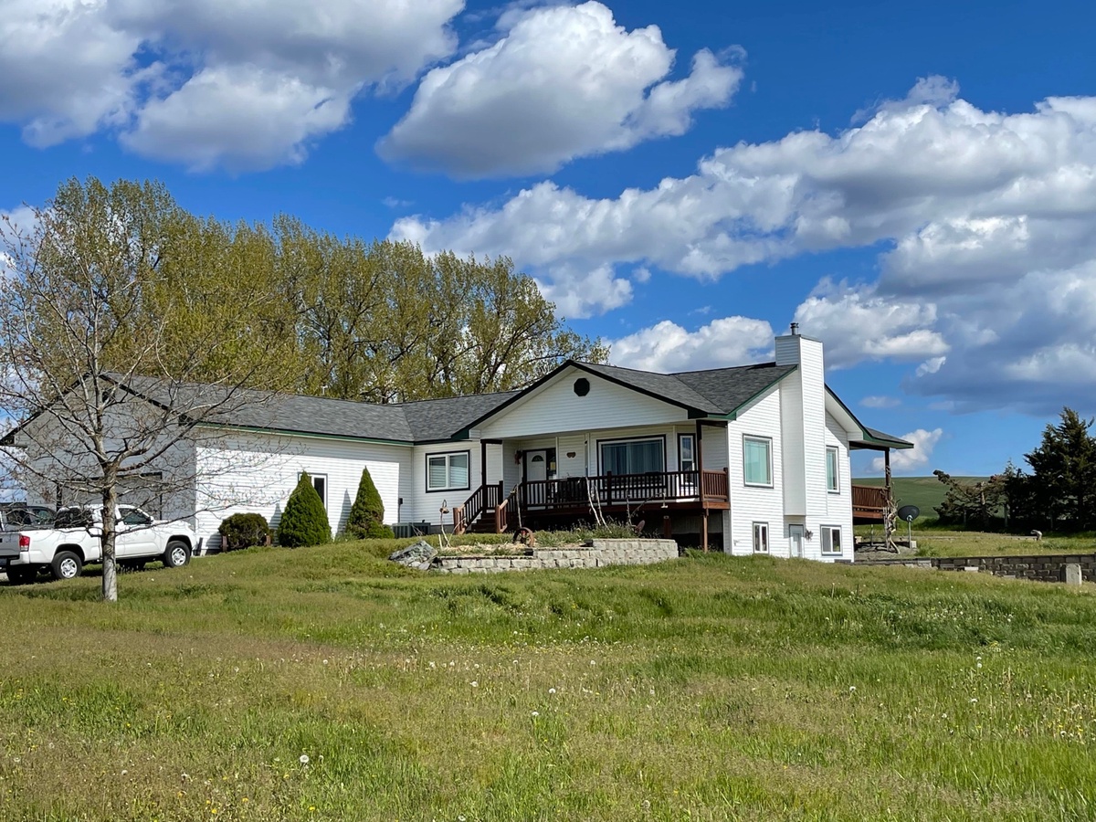 53338 Burnett Road , Reardan, WA, US