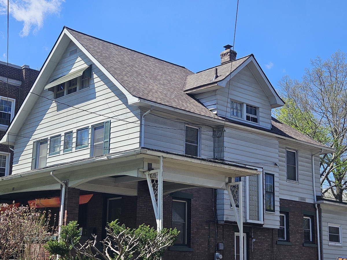 88 Casterton Avenue , Akron, OH, US