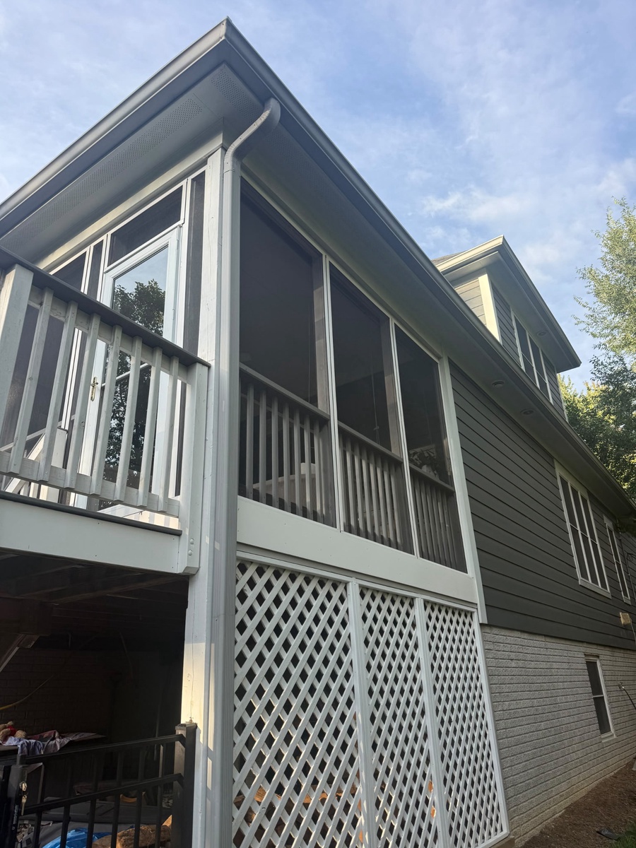 2220 Orchid Drive , Falls Church, VA, US
