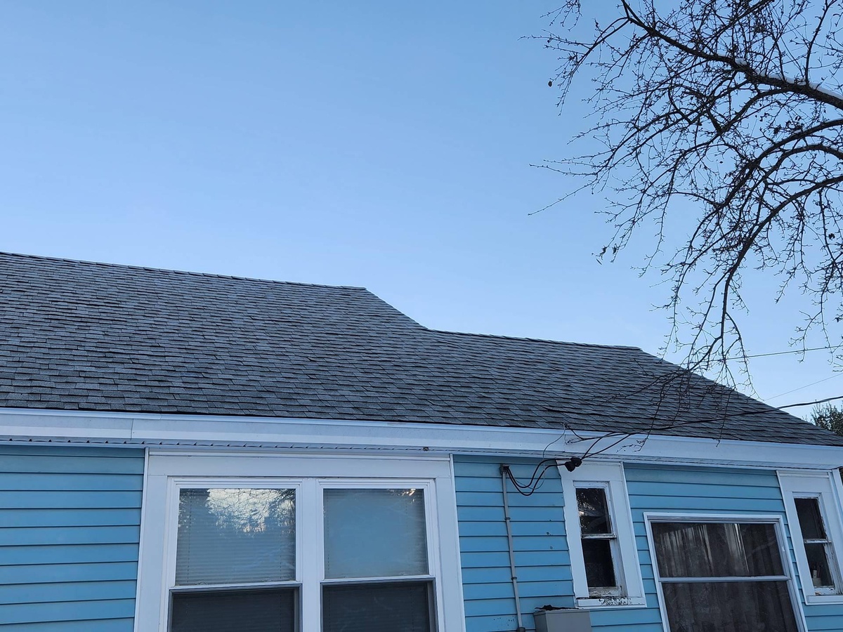 77 Van Horne Avenue , Brownville, ME, US
