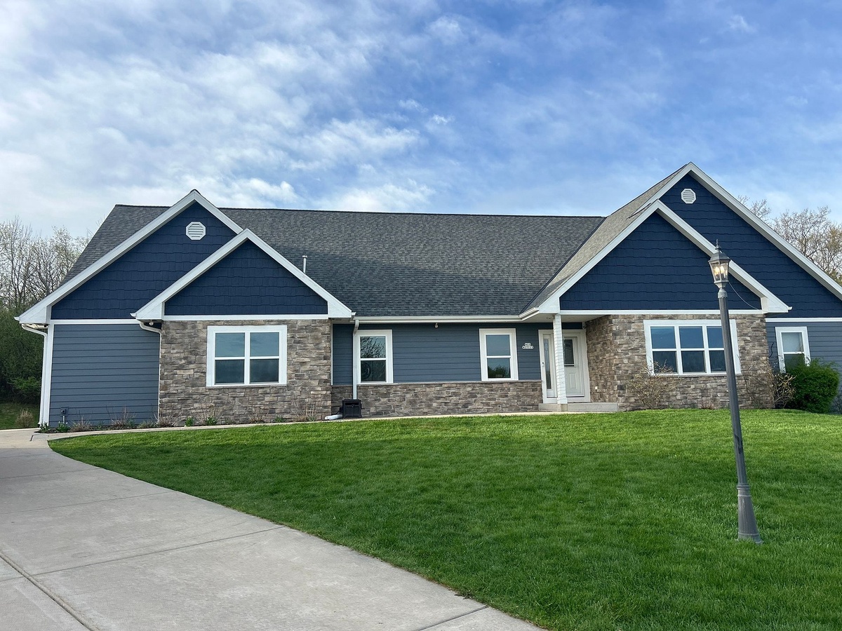 N25W27115 Orchard Lane , Pewaukee, WI, US