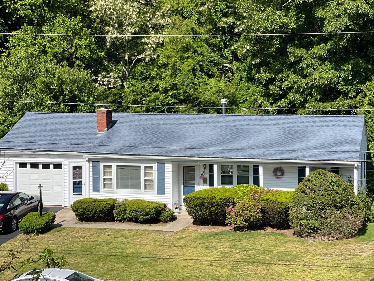 203 Capron Farm Dr , Warwick, RI, US