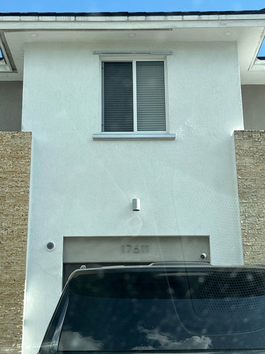 17611 Southwest 150th Court , Miami, FL, US
