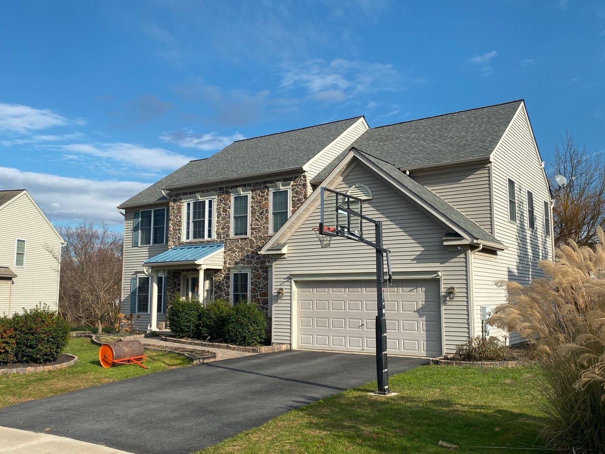 18 Mill Stream Drive , Morgantown, PA, US
