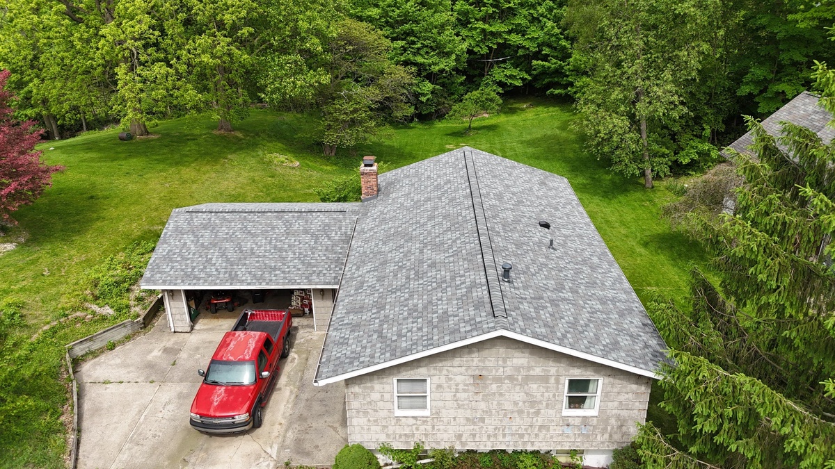 Buchanan, MI, 49107, US