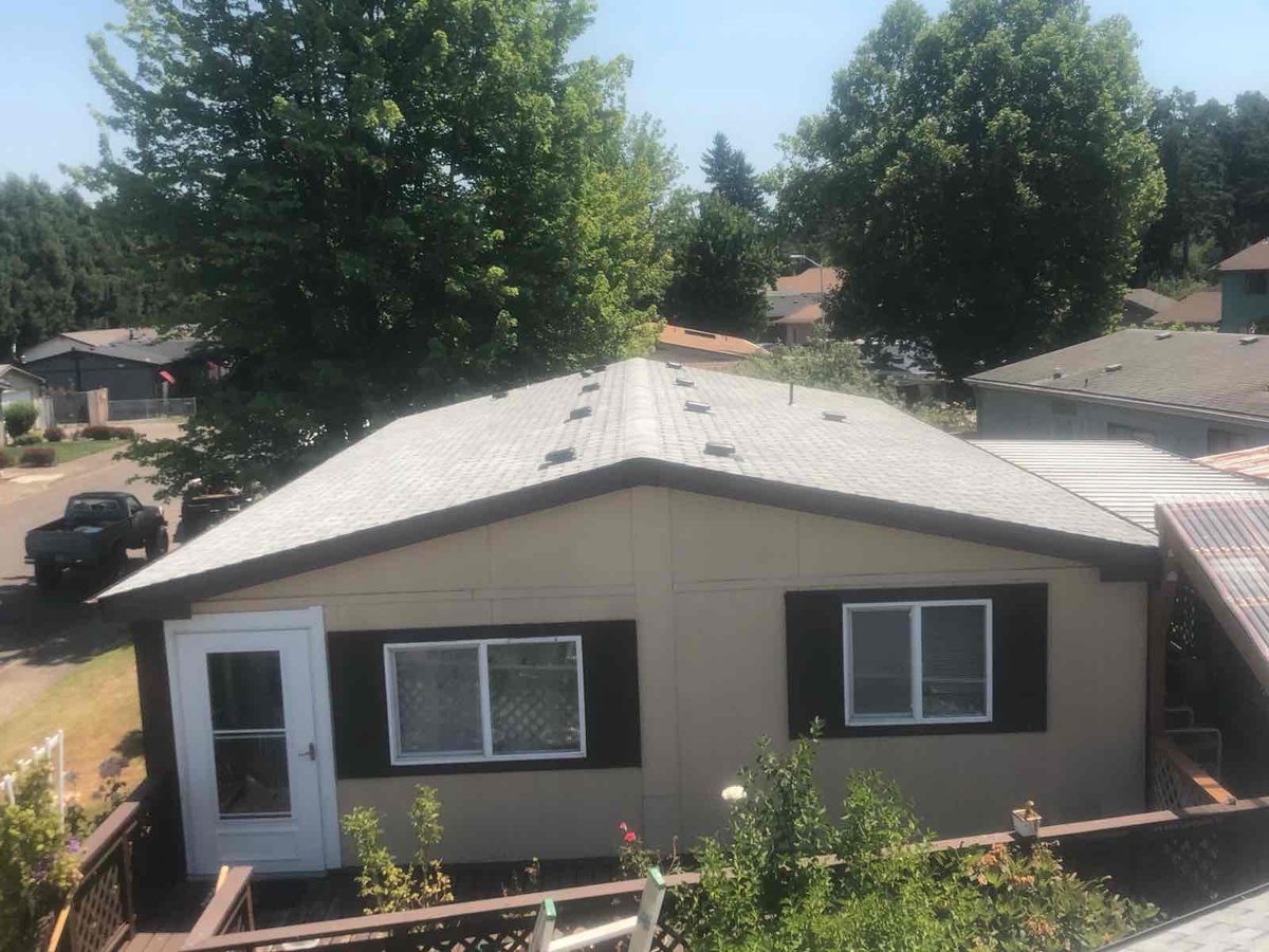 1681 Curry Avenue , Cottage Grove, OR, US