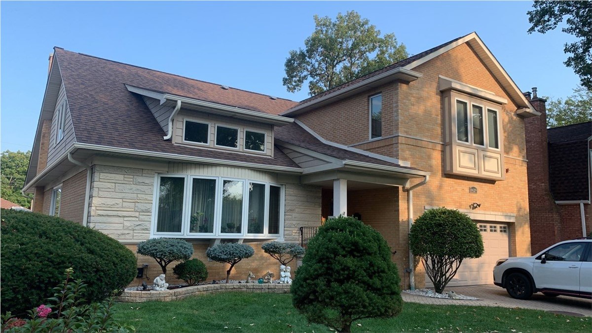 8629 Harding Avenue , Skokie, IL, US