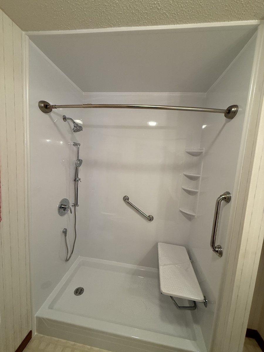 Edwardsville, IL, 62025, US