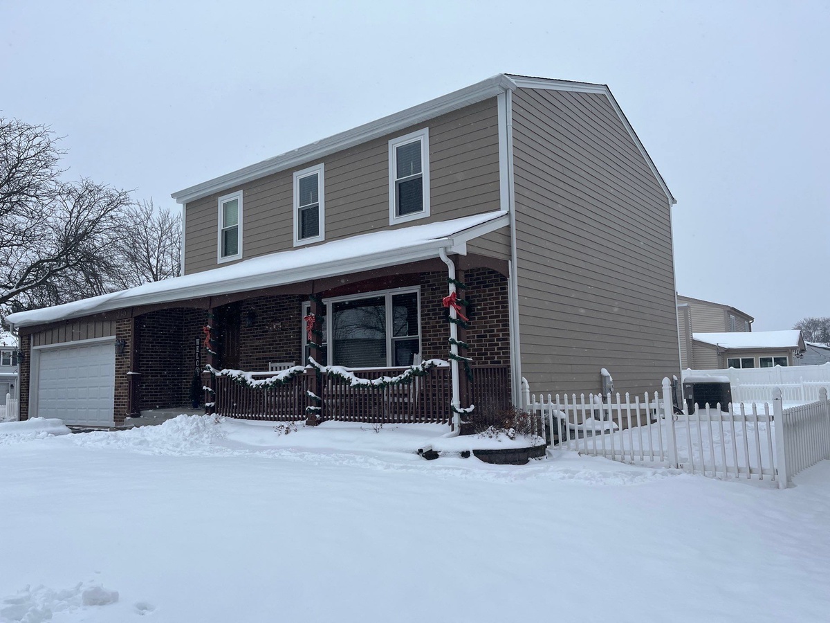 110 Rodenburg Road , Roselle, IL, US