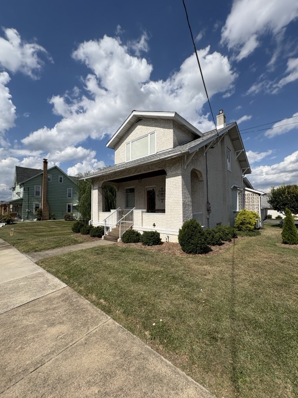 33 North 5th Street , Coplay, PA, US