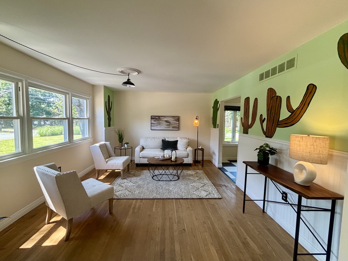 3935 West Shore Drive , Edgewater, MD, US