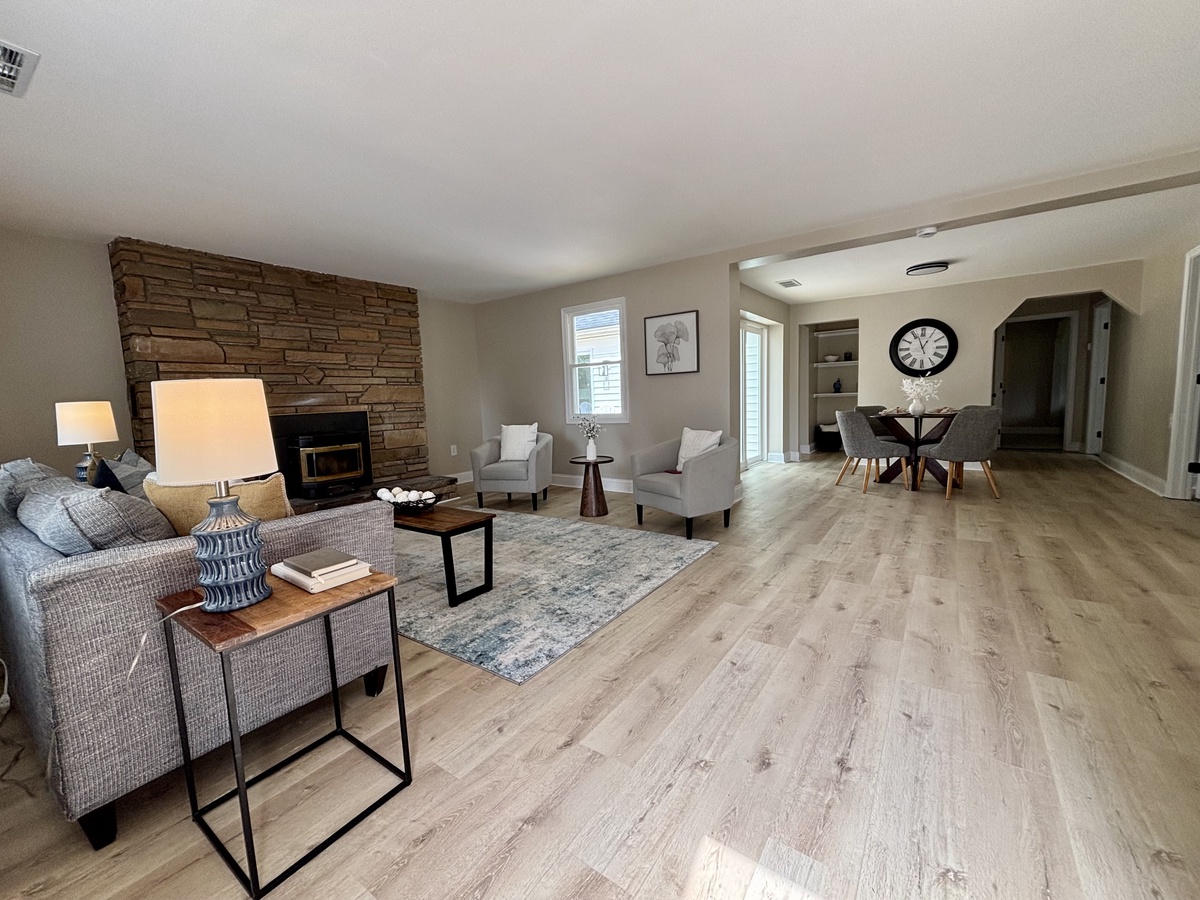 138 Carvel Beach Road , Riviera Beach, MD, US