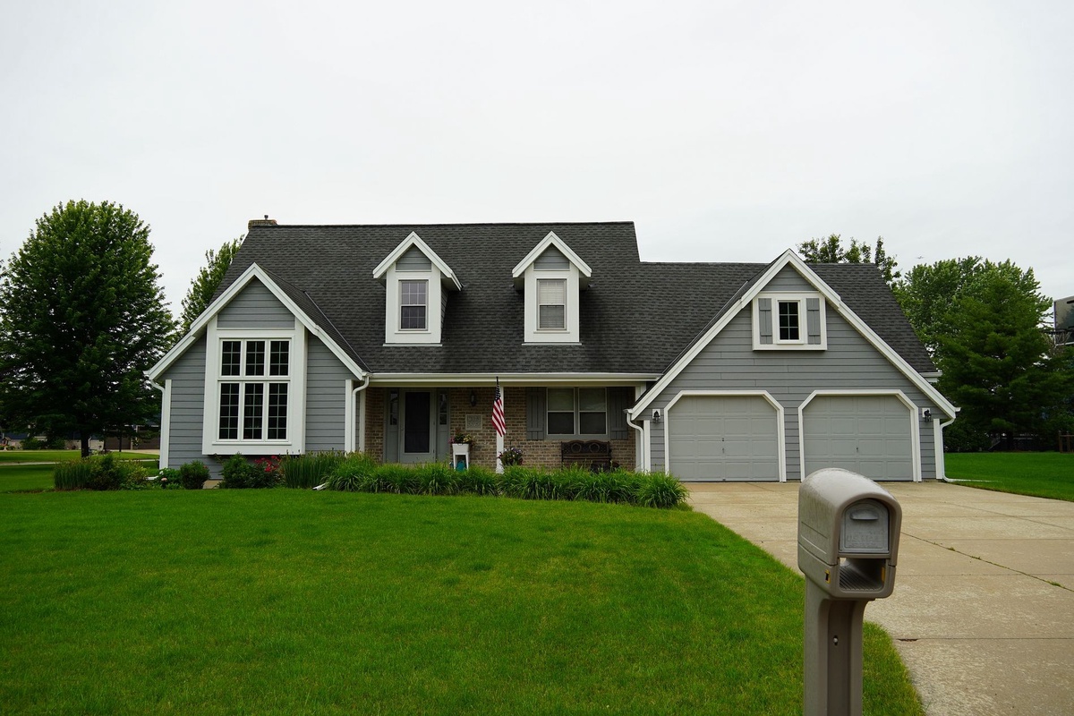W173S8165 Edward Court , Muskego, WI, US