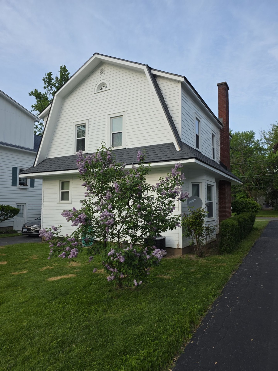 467 Pine Street , Lockport, NY, US