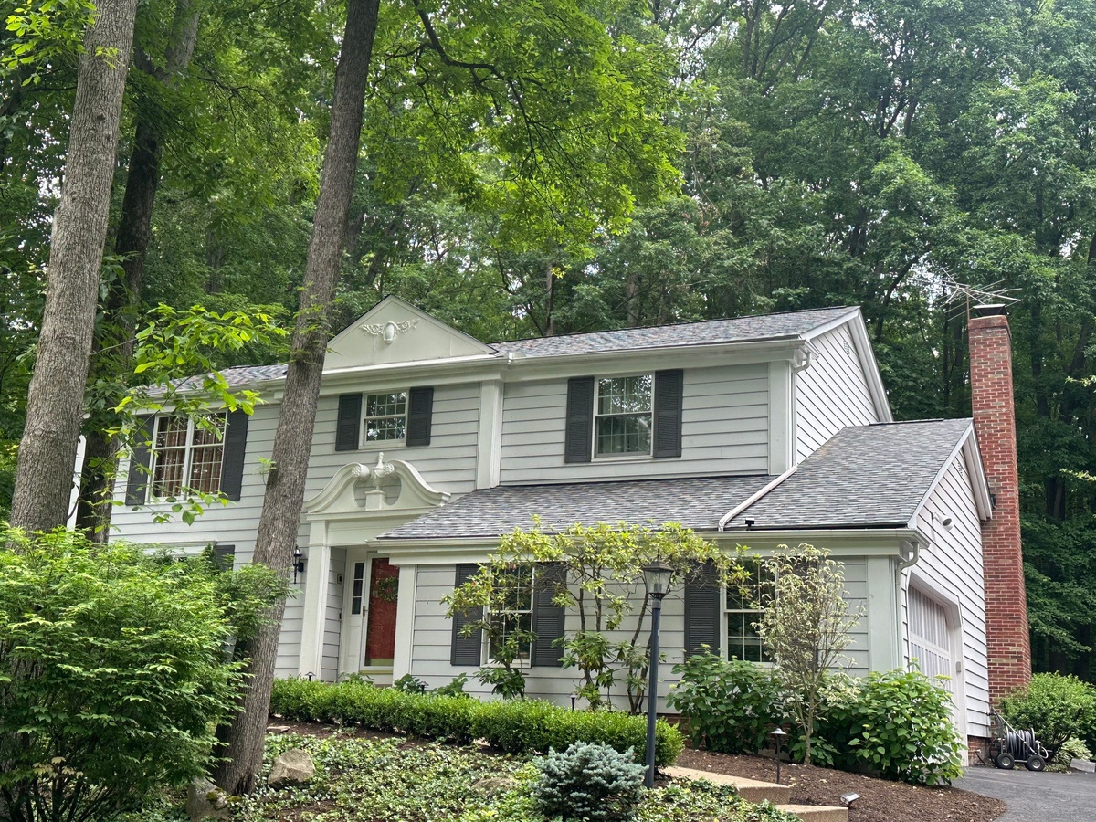 18913 Highpoint Road , Chagrin Falls, OH, US