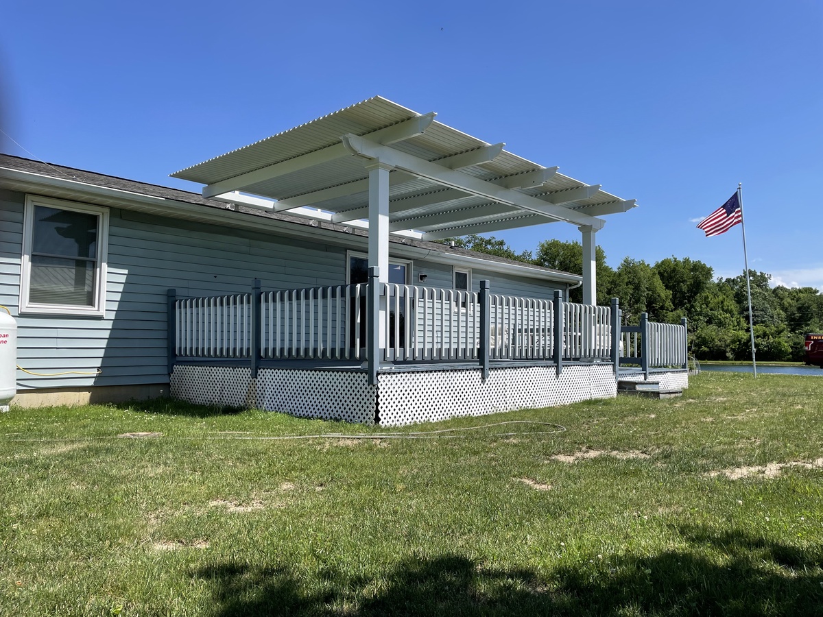 Andrews, IN, 46702, US