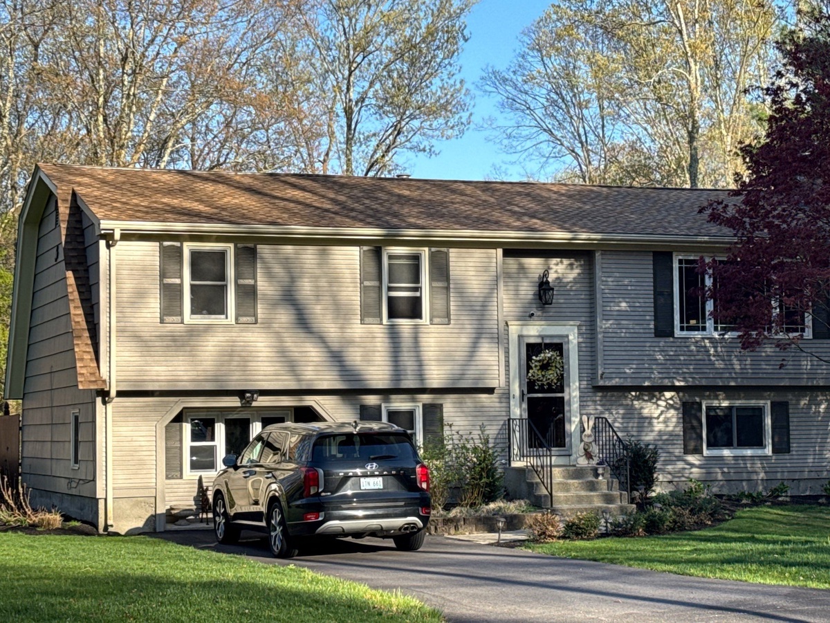 153 Himes Street , North Kingstown, RI, US
