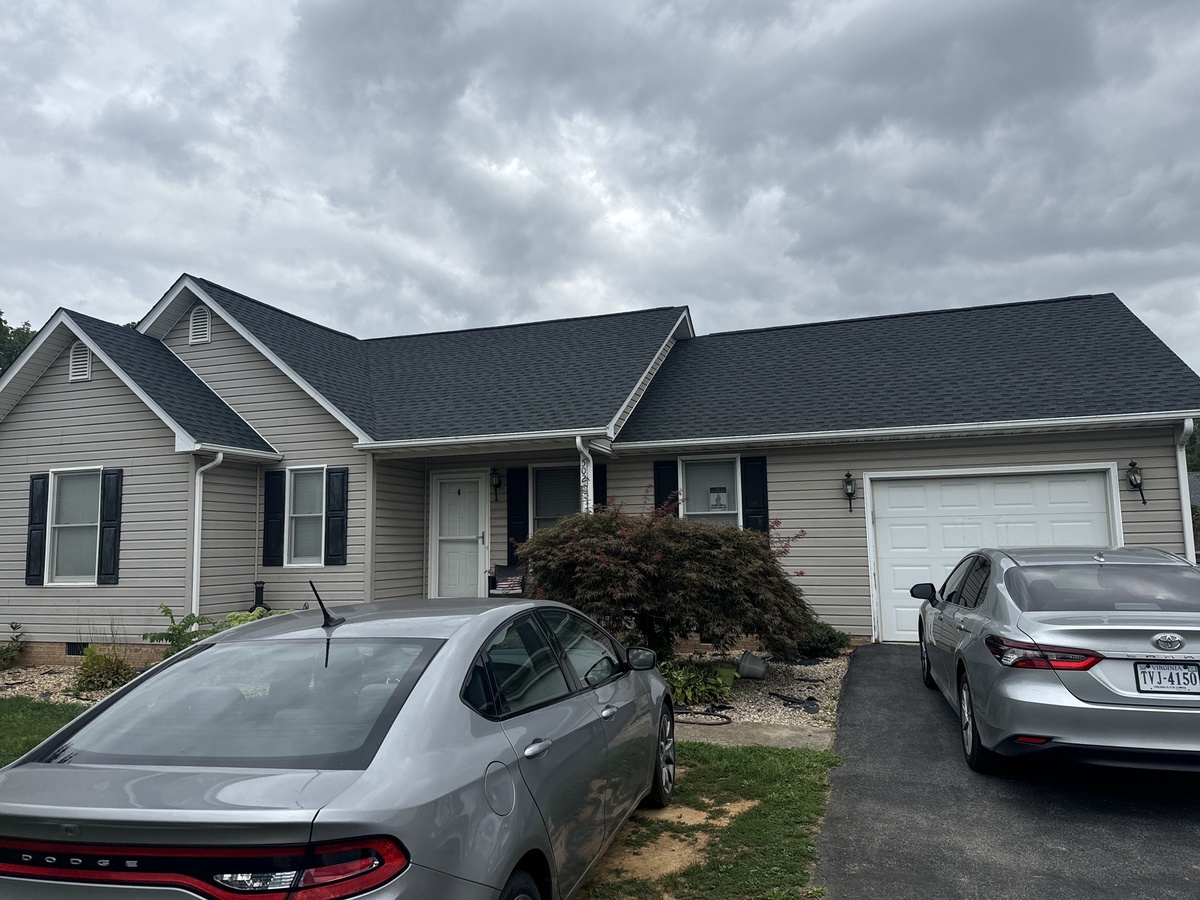 502 3rd Street , Grottoes, VA, US