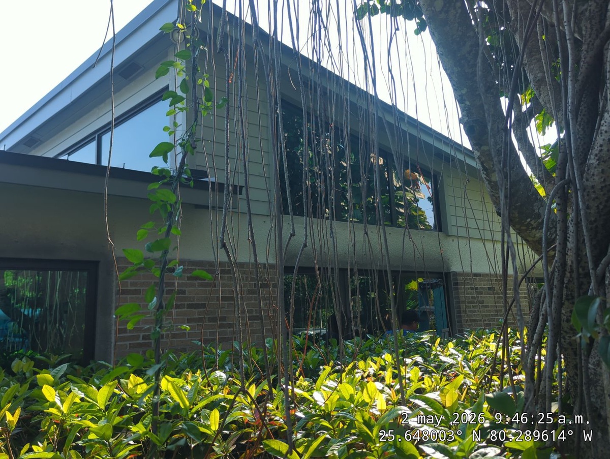 5935 Chapman Field Drive , Miami, FL, US