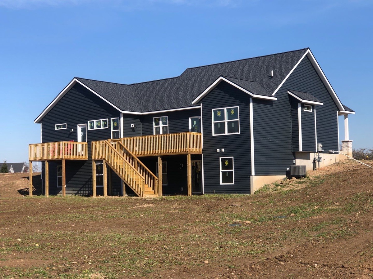 6339 Applewood Acres Drive Northeast , Comstock Park, MI, US