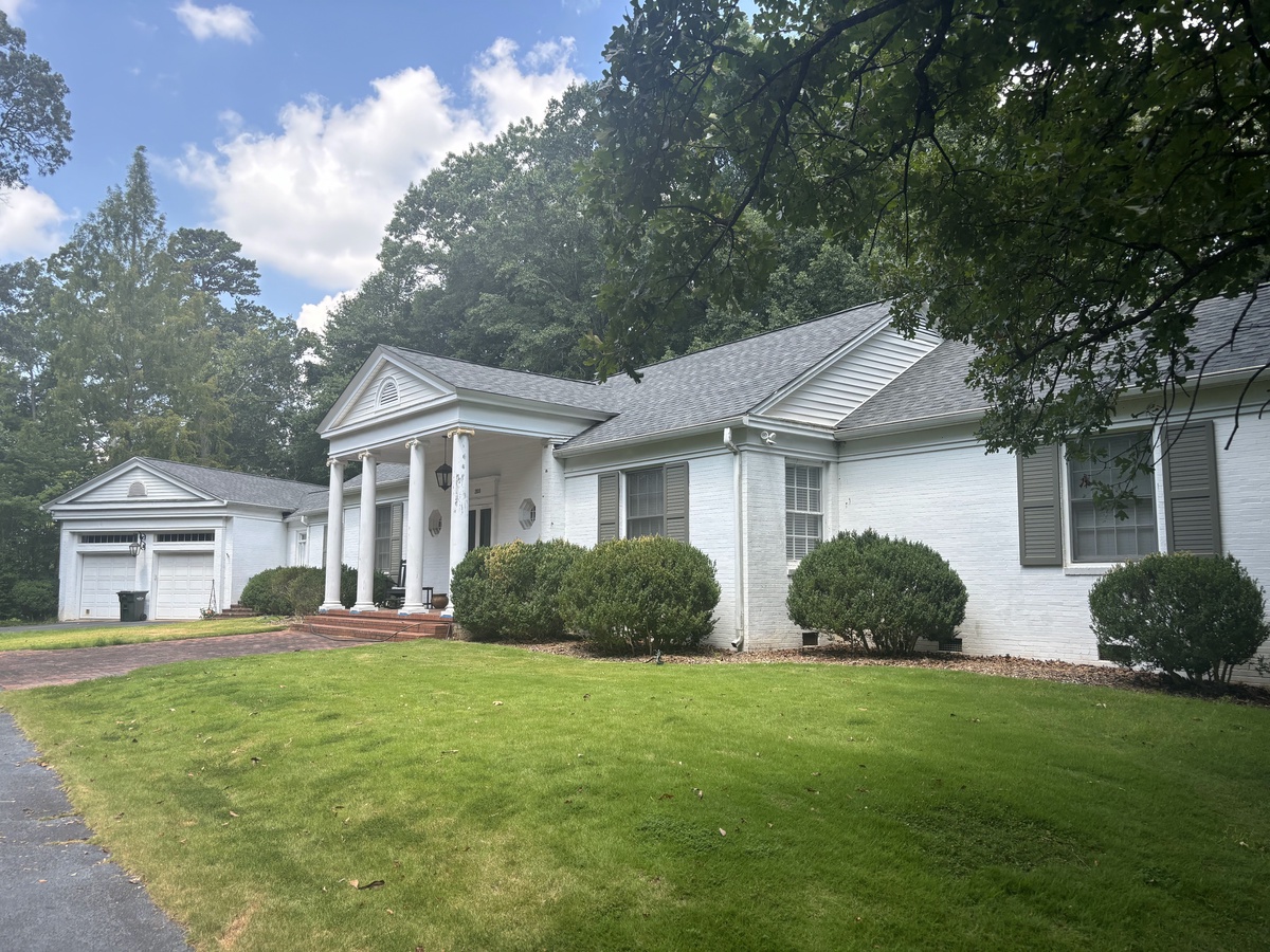 203 Augusta Street , Easley, SC, US
