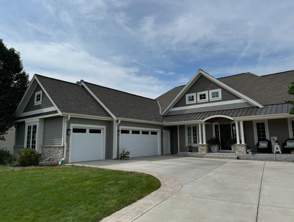 Ellen R. | W243N2755 Creekside Drive, Pewaukee, WI, USA, WI