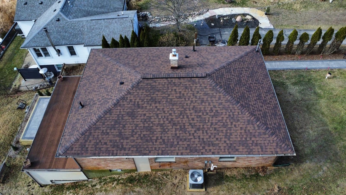 320 Island Lake Rd , Chelsea, MI, US