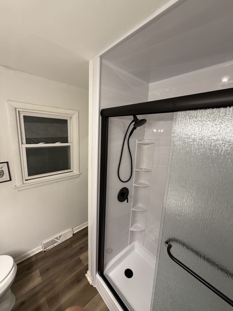 South Milwaukee, WI, 53172, US