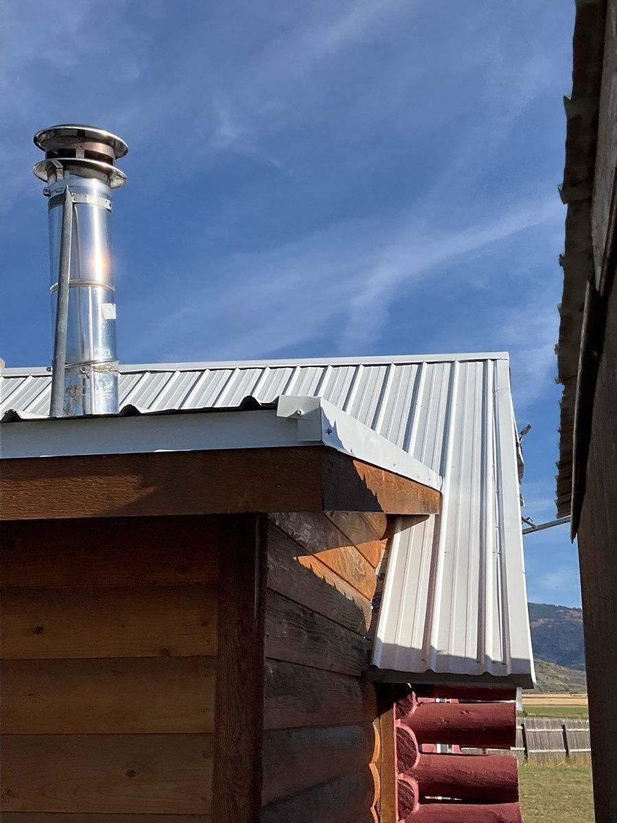 933 East 350 South , Driggs, ID, US