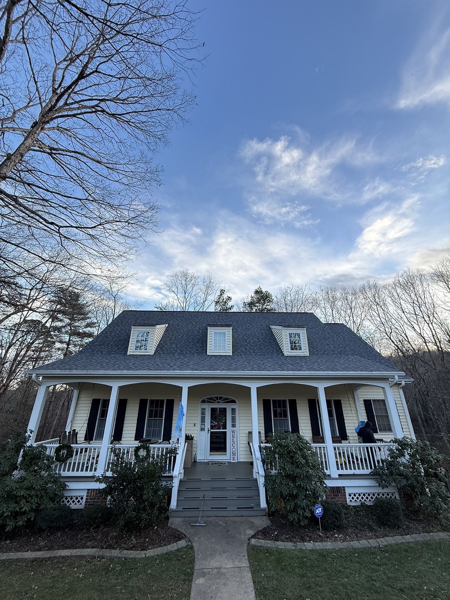45 Lark Hill , Avery Creek, NC, US