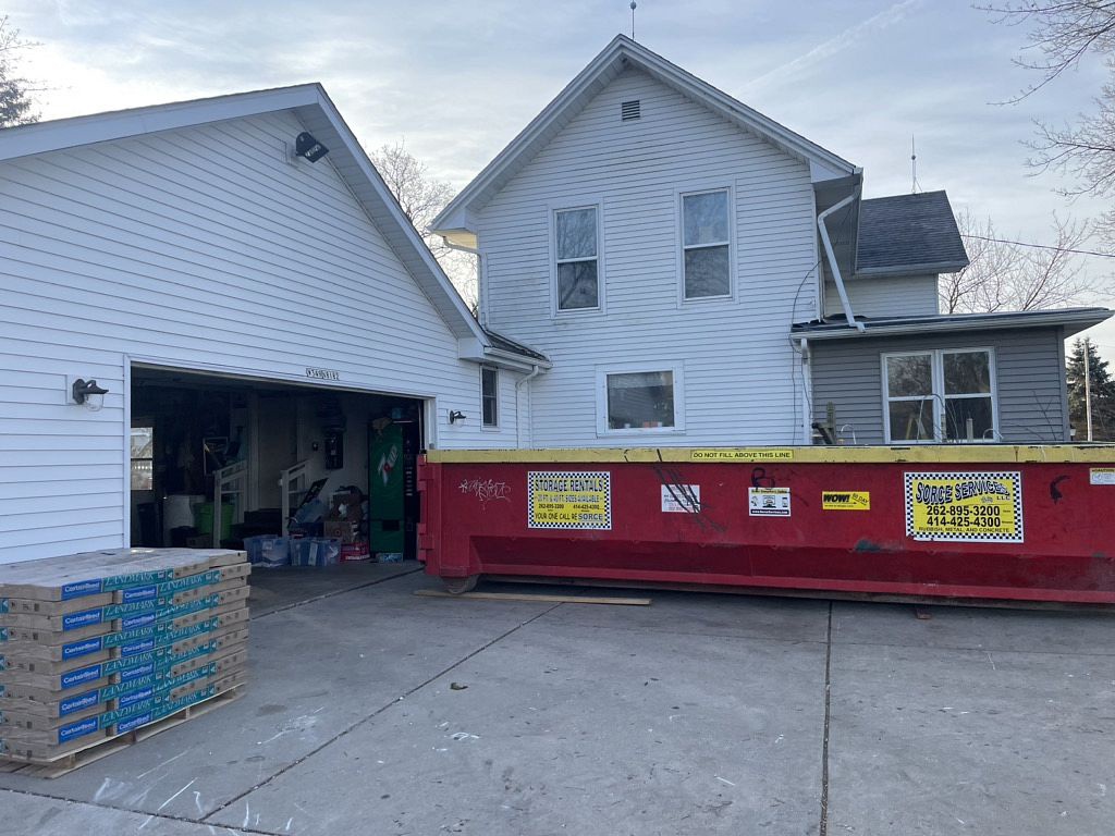 W349N8182 Norwegian Road , Oconomowoc, WI, US