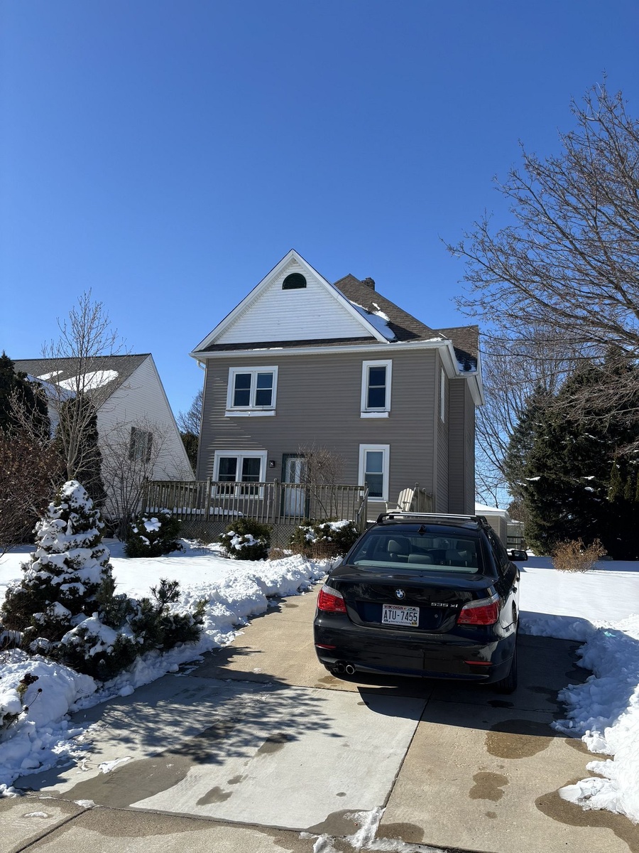 63 Russell Drive , Random Lake, WI, US