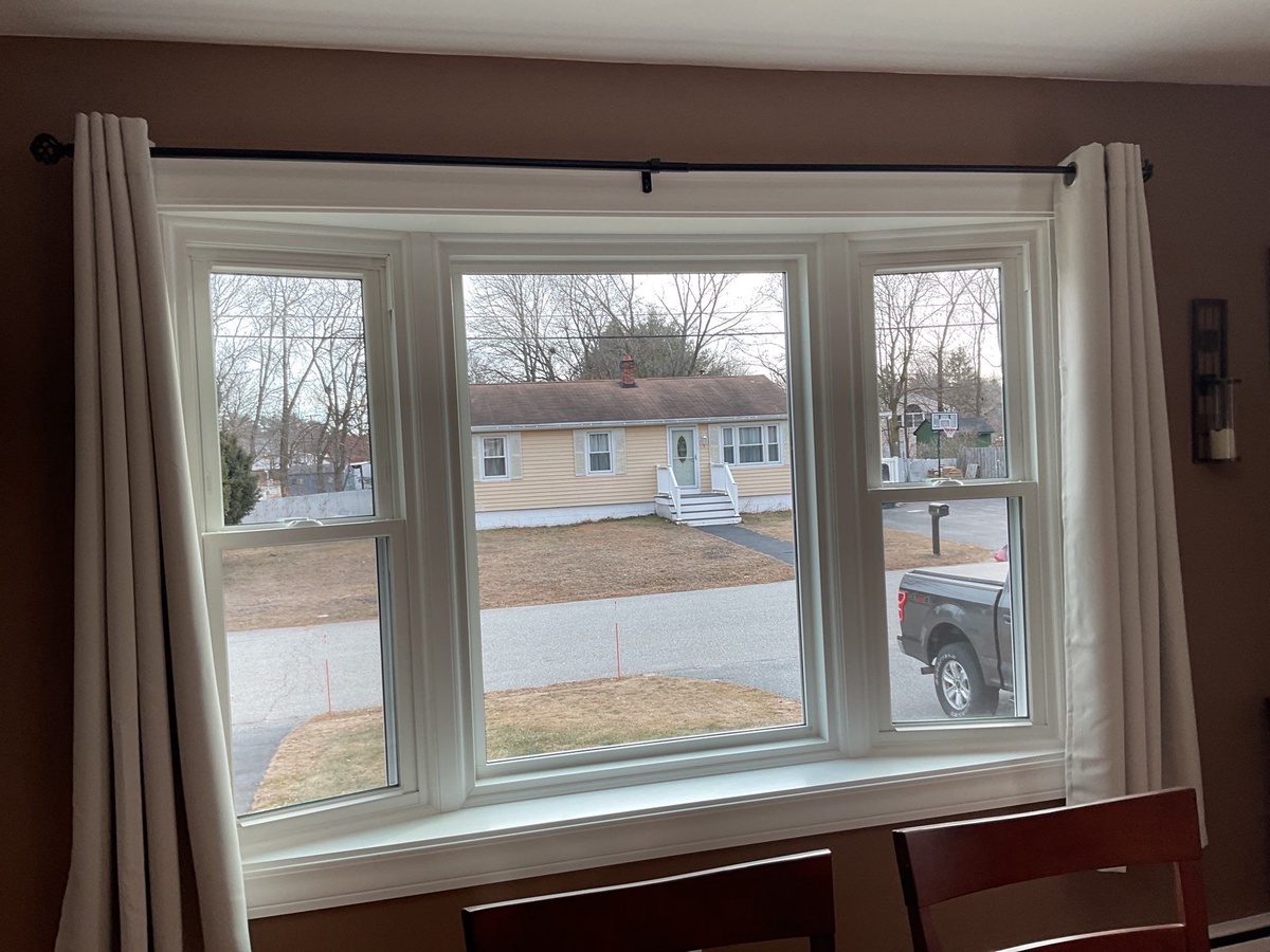 4 Maclarnon Road , Salem, NH, US