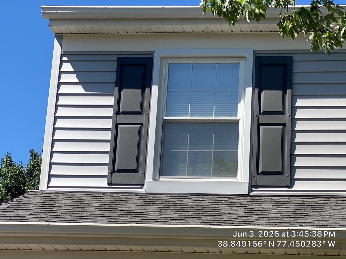 14508 Oak Cluster Drive , Centreville, VA, US