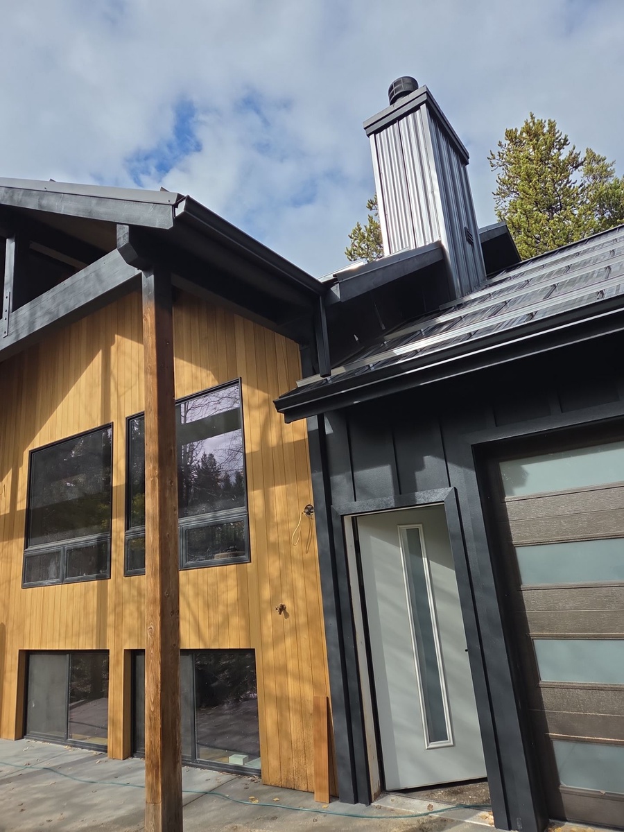313 Bechler Avenue , West Yellowstone, MT, US