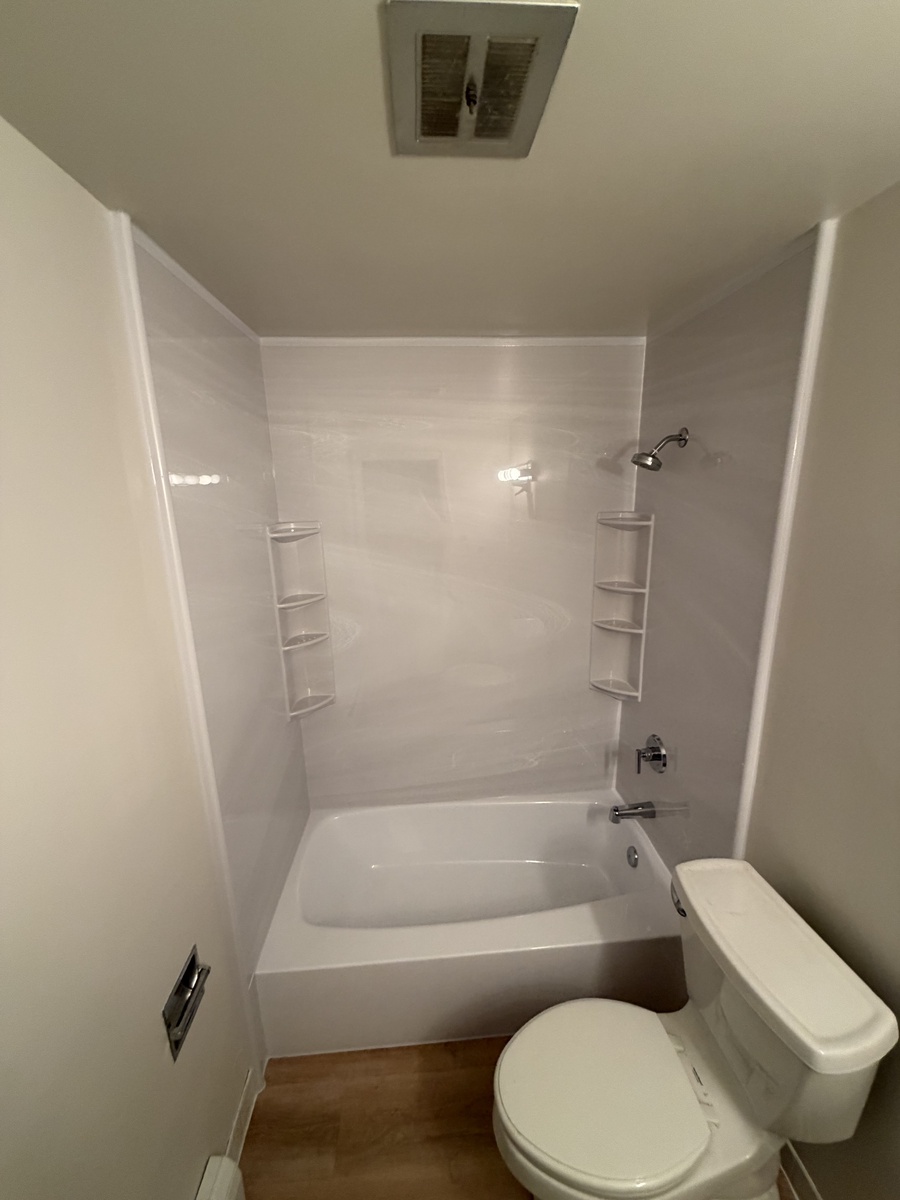 2325 Sunrise Court , Green Bay, WI, US
