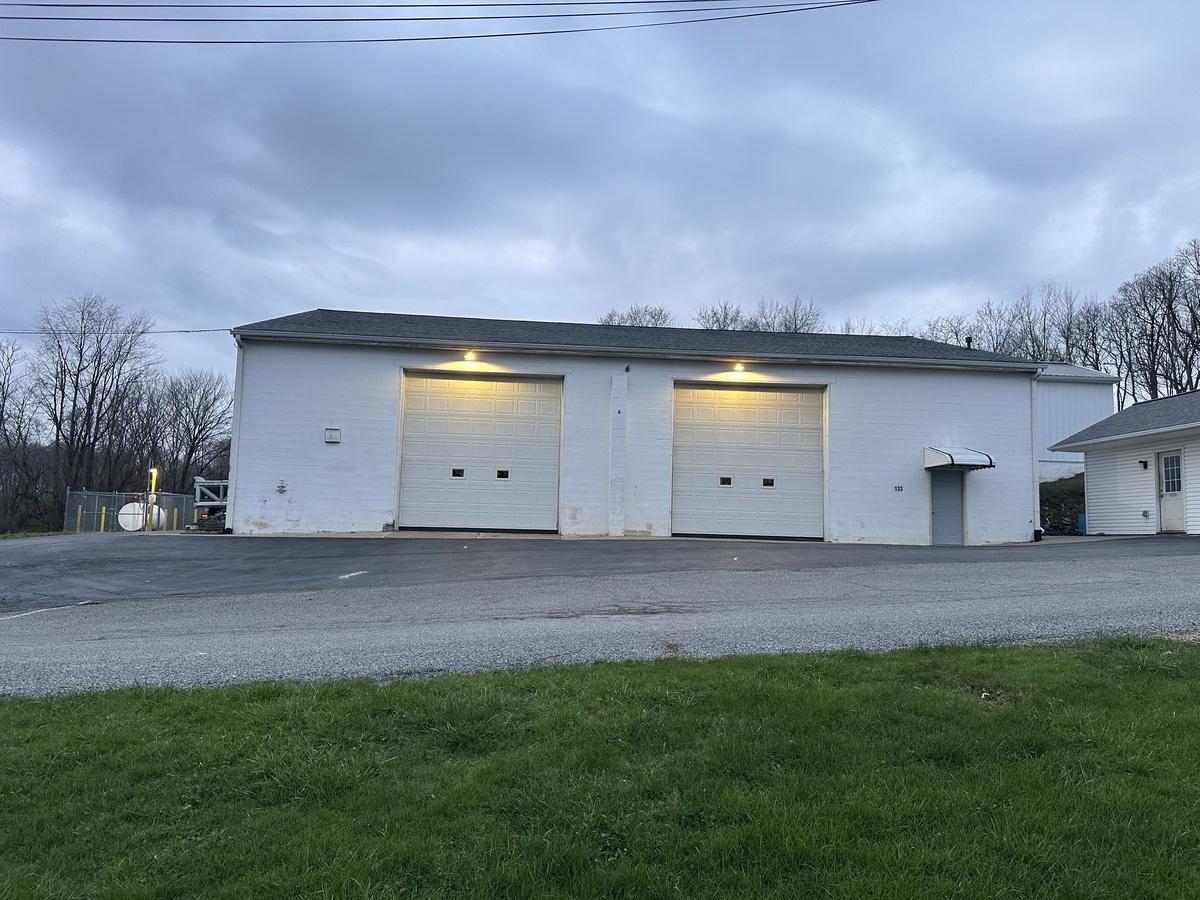 133 South Werley Road , East Canton, OH, US