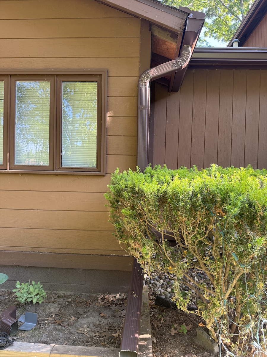 2484 Roncy Road , Benton Harbor, MI, US